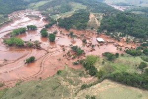 983804-barragem001